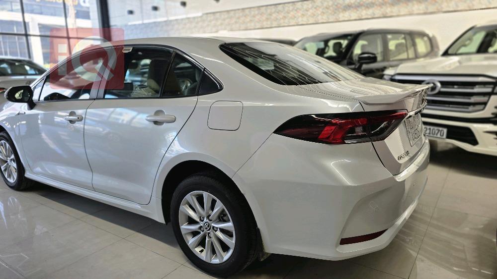 تۆیۆتا کۆرۆلا